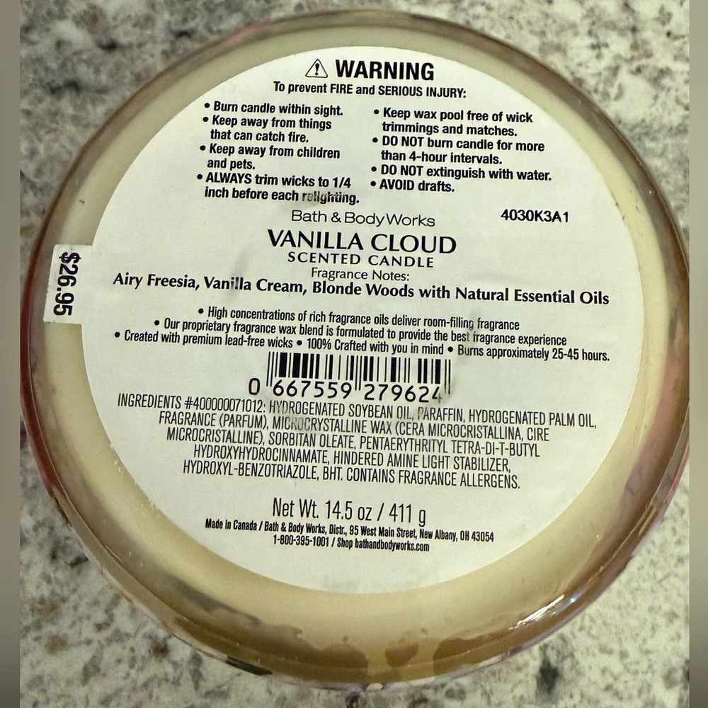 Bath & Body Works Vanilla Cloud Candle - NWT - Never Used - Brand New - Picture 2 of 3